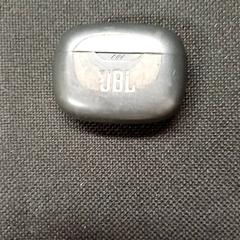 حامل سدادات الأذن Zwart Jbl، كما تم الإبلاغ عنه بواسطة Qbuzz GD Groningen Peizerweg عبر iLost