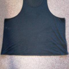 Shirt Zwart, as reported by Burgers' Zoo using iLost