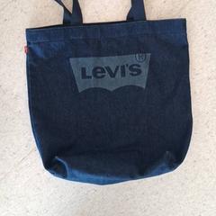 Bossa Tote bag levis, segons ha informat IKEA Rouen Tourville-La-Rivière mitjançant iLost