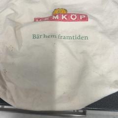 Bolsa tote, segundo informou IKEA Karlstad usando iLost