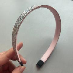 Buruko zinta Roze, gisa salatu by Madurodam iLost erabiliz