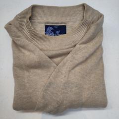 كنزة صوفية Beige، كما تم الإبلاغ عنه بواسطة Rijksmuseum van Oudheden عبر iLost