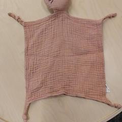 Peluche pulseira, como reportado por IKEA Toulouse utilizando o iLost