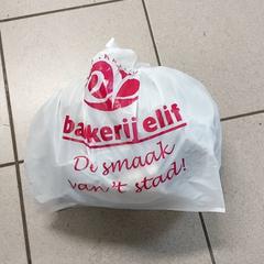 Táska - plastiek tas, amint azt Regio Antwerpen - Brussel az iLost segítségével jelentette.