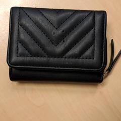 Portfel, zgłoszono przez RET przy użyciu iLost