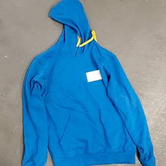 Kleding - Hoodie، كما تم الإبلاغ عنه بواسطة Centraal magazijn عبر iLost