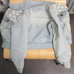 Children's jacket, as reported by Transdev Hoeksche Waard Goeree Overflakkee using iLost
