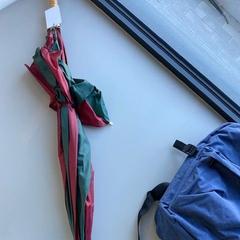 Paraguas, ha sido reportado por Regio West-Vlaanderen con iLost