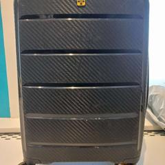 Resväska, rapporterat av Arriva Limburg Zuid med iLost