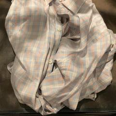 Overhemd, zgłoszono przez Van der Valk Hotel Heerlen przy użyciu iLost