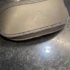 Brillenetui mit brille, gemeldet von Rotterdam The Hague Airport über iLost