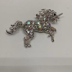 Broche, ha sido reportado por IKEA新三郷 con iLost