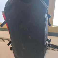 Mochila, como reportado por Arriva Limburg Zuid utilizando o iLost