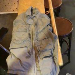 Jacket Grijs, as reported by Café Leentje using iLost