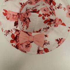 Kindermütze Branco e rosa, gemeldet von IKEA Loulé über iLost