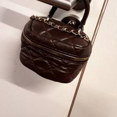 Bossa, segons ha informat Qbuzz ZHN mitjançant iLost