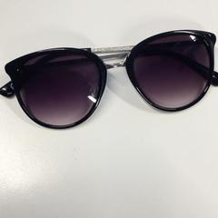 Slnečné okuliare, ako bolo nahlásené Gemeente Haarlem pomocou iLost