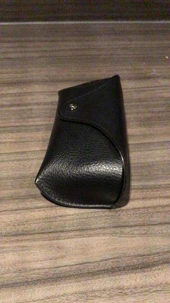 Glasses case with glasses Zwart