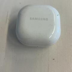 ヘッドホンケース がiLostで GVB によって報告されました