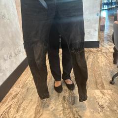 청바지 Zwart, iLost를 사용하여 Van der Valk Hotel Amsterdam-Amstel에 보고됨