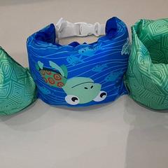 Bolsa de ximnasia & Jersey infantil, segundo informou Van der Valk Hotel Schiphol usando iLost