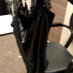 Hemd Satijn zwart, zoals gemeld door Van der Valk Hotel Tiel met iLost