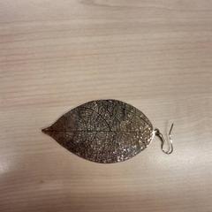 Orecchino Feuille, come riportato da IKEA Caen Fleury-sur-Orne utilizzando iLost