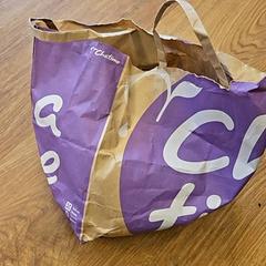 Handtas, gisa salatu by GVB iLost erabiliz