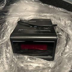 Alarm clock zwart analoog, as reported by Hotel Van der Valk Harderwijk op de Veluwe using iLost