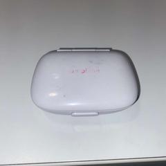 Skrzynka Amplifon, zgłoszono przez Cursus en vergadercentrum Domstad przy użyciu iLost