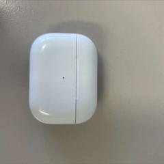Airpods case Wit, as reported by Connexxion Noord Holland Noord Alkmaar using iLost