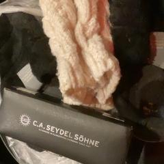 Shoes & Hat and had, as reported by MEININGER Hotel Brussels City Center using iLost