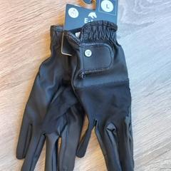 Luvas zwart, segundo informou Libéma Beurzen en Evenementen usando iLost