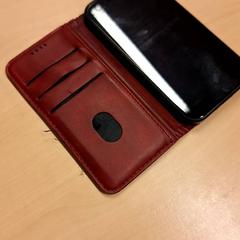 Smartphone-a iPhone, gisa salatu by RET iLost erabiliz