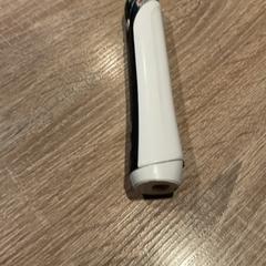 Elektromos fogkefe Wit met zwart, amint azt Van der Valk Hotel Apeldoorn - De Cantharel az iLost segítségével jelentette.