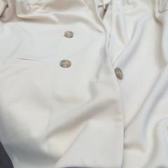 Casaco, como reportado por Rotterdam The Hague Airport utilizando o iLost