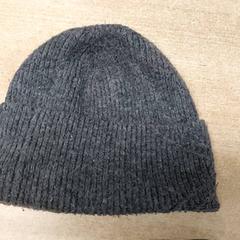 Kleding - Muts, segundo informou Centraal magazijn usando iLost