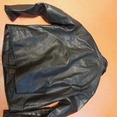 Jacket simili cuir noir, as reported by TCL using iLost