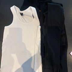 İLost kullanarak Van der Valk Hotel Amsterdam-Amstel tarafından bildirildiği gibi Hemd en broek 3 leggins een muts en een hemd