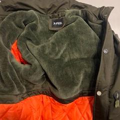 Jacket  dumait, gemeldet von Awakenings Eindhoven über iLost
