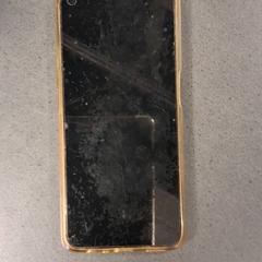Telefon Oppo, jak nahlášeno Breng Nijmegen pomocí iLost