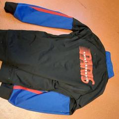 السترة de sport، كما تم الإبلاغ عنه بواسطة TCL عبر iLost