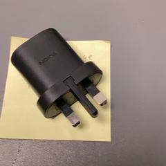 Adapter Black, som rapportert av MEININGER Hotel Copenhagen ved bruk av iLost