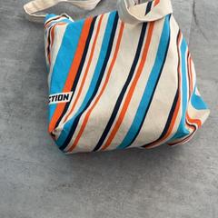 Torba, zgłoszono przez Arriva Achterhoek-Rivierenland przy użyciu iLost