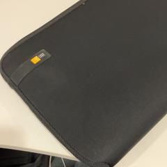 Mala de computador portátil, como reportado por TU/e - Receptie Atlas utilizando o iLost