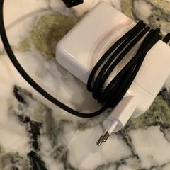 충전기 oplader, iLost를 사용하여 Van der Valk Hotel Heerlen에 보고됨