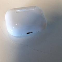 Funda per a auriculars, segons ha informat Qbuzz ZHN mitjançant iLost