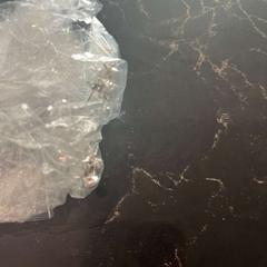 Pendientes, ha sido reportado por Van der Valk Hotel Veenendaal con iLost