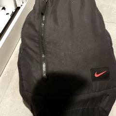 Rucksack, gemeldet von Regio Antwerpen - Brussel über iLost