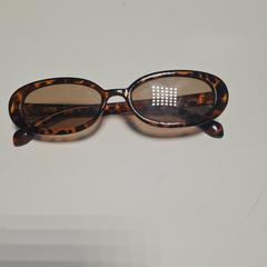Sonnenbrille, gemeldet von Breda University of Applied Sciences Mgr. Hopmansstraat über iLost